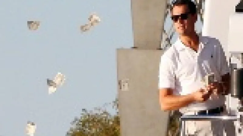 Quand des joueurs fêtent leurs anniversaires façon Loup de Wall Street