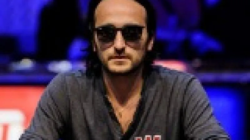 Dans la tête d'un pro : Davidi Kitai aux WSOP 2016 Ep6 - Place à la bulle