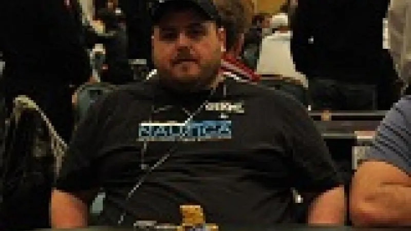 Casey "Bigdogpckt5s" Jarzabek en plein rush